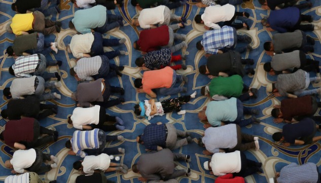 دار الإفتاء تحسم الجدل المثار في مصر حول زواج المسلمة من غير المسلم