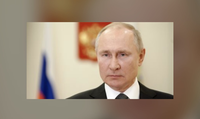 سيناتور أمريكي يحرض الروس على اغتيال بوتين.. وأعضاء الكونجرس يدينون تصريحه