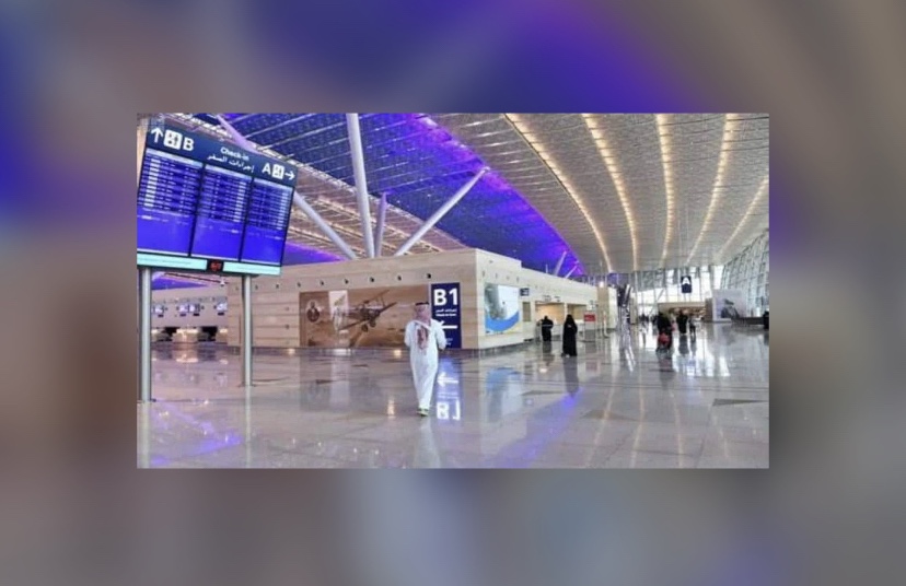 “مطار الملك عبدالعزيز” يتيح شحن عبوات زمزم للحجاج من مختلف صالات السفر