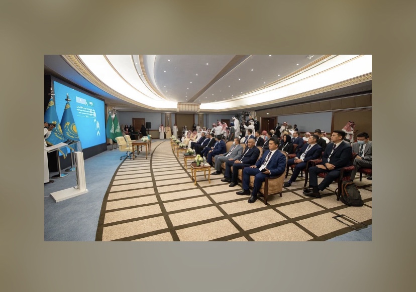 وزارة الاستثمار تعلن توقيع 13 اتفاقية مع كازاختسان في عدة قطاعات