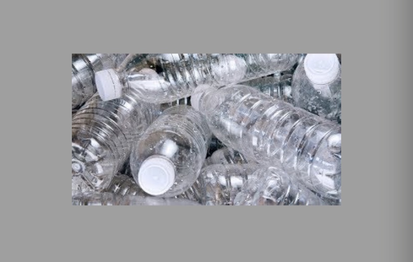 زجاجات المياه القابلة لإعادة الاستخدام تحتوي على بكتيريا أكثر من مقعد المرحاض