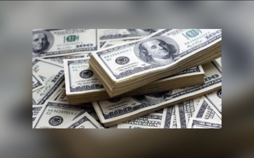 الدولار الأمريكي يقترب من أدنى مستوى له في ثلاث سنوات