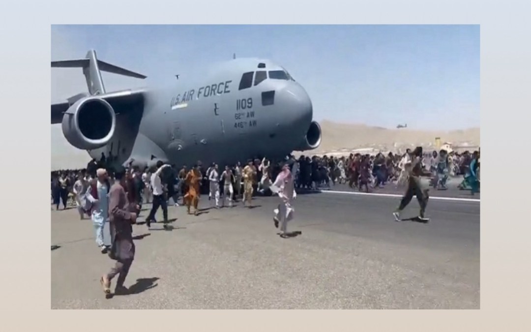 واشنطن بوست: الجمهوريون يوسعون من تحقيقهم بشأن انسحاب بايدن من أفغانستان