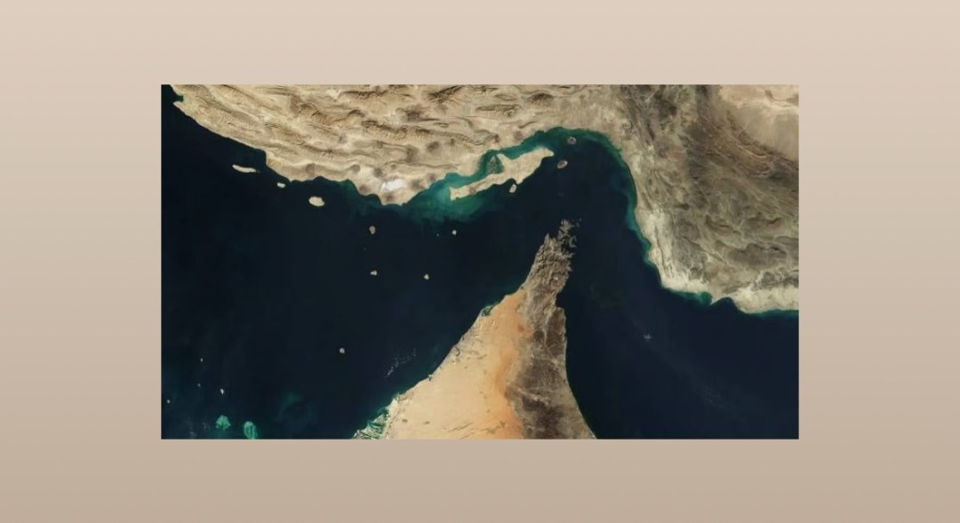 إيران تمنح استثناء لـ “روسيا” بشأن رسم عبور مضيق هرمز