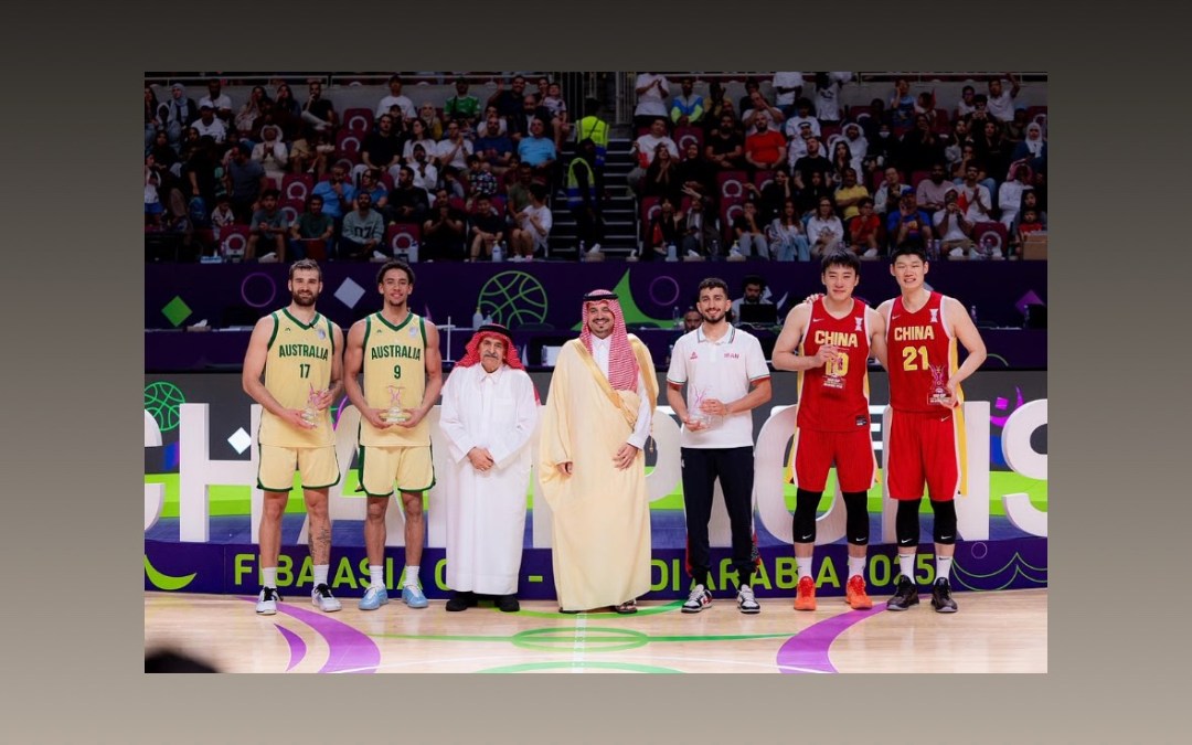 النسخة الآسيوية الثانية التي تستضيفها المملكة.. “بن جلوي” يتوج أستراليا بكأس آسيا لكرة السلة 2025 قي جدة