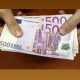 بسبب “نقد الطوارئ”.. زيادة تداول الأوراق النقدية في الاتحاد الأوروبي رغم انتشار المدفوعات الرقمية